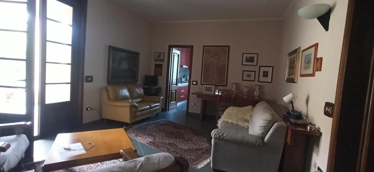 Casa Vincenzo 130 Mq Con Portico Ed Ingresso Esclusivo Dal Giardino Villa Felino Eksteriør billede