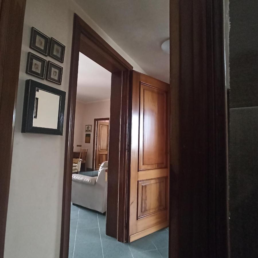Casa Vincenzo 130 Mq Con Portico Ed Ingresso Esclusivo Dal Giardino Villa Felino Eksteriør billede