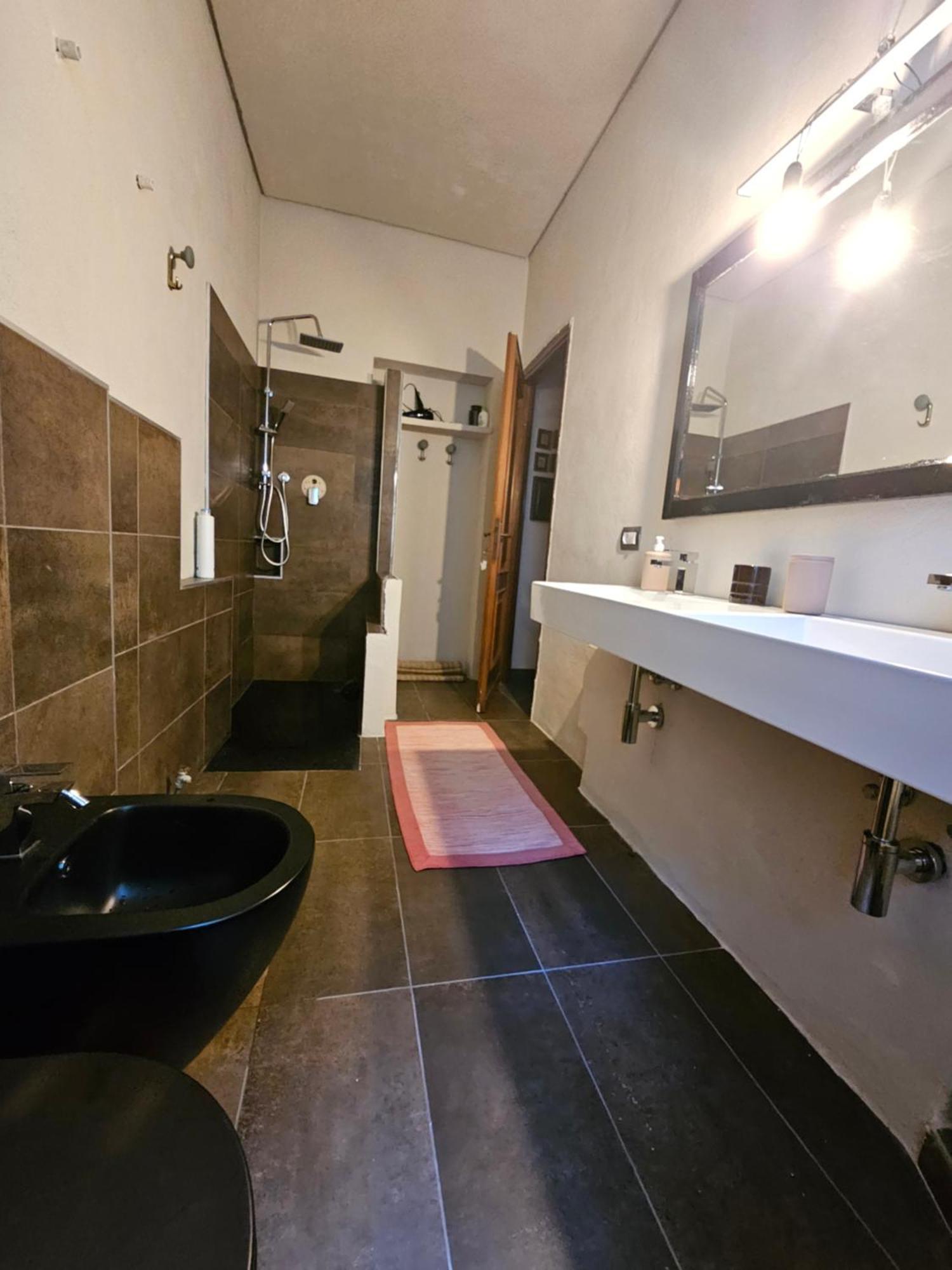 Casa Vincenzo 130 Mq Con Portico Ed Ingresso Esclusivo Dal Giardino Villa Felino Eksteriør billede